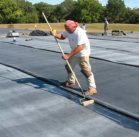 Top reasons to choose Gutters Up for vinyl siding installation in South Easton, MA.